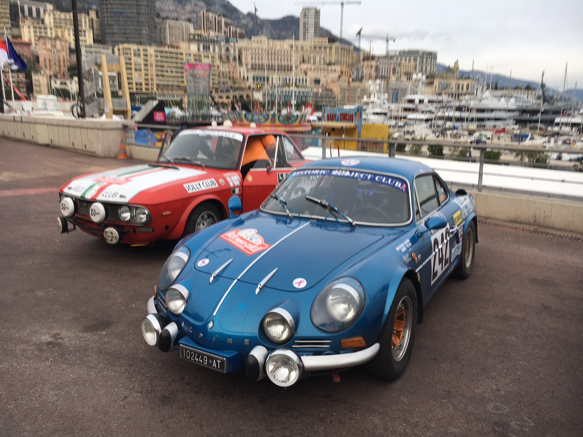 Racing the Montecarlo Rallye! Arrivate! di Alexia Giugni Racing the Montecarlo Rallye! Arrivate!-Alexia Giugni