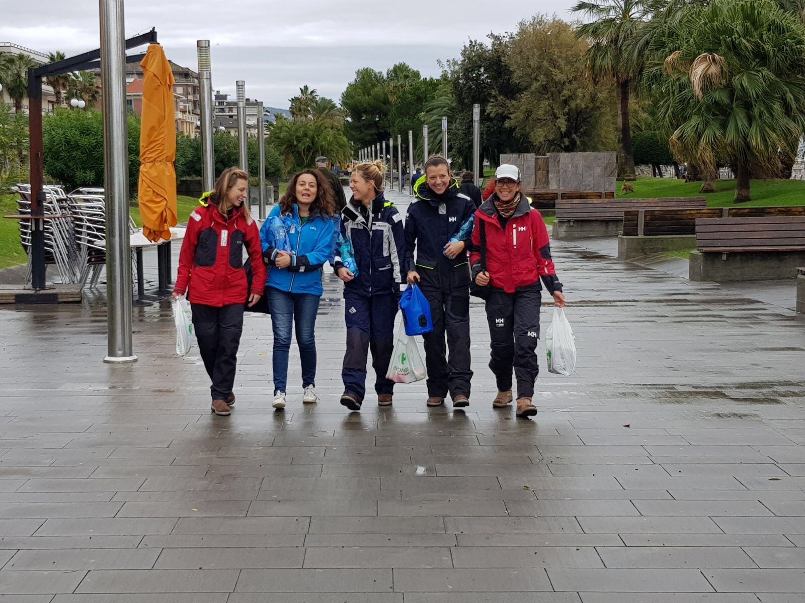 forSailingSisters di Anna Rita Manca forSailingSisters-Anna Rita Manca