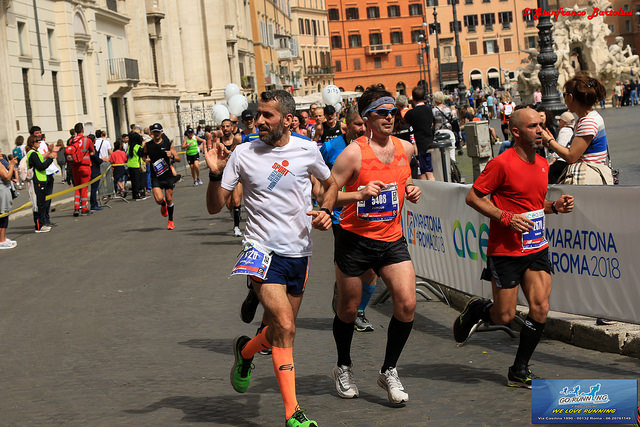 DONA AI BAMBINI UN TRAGUARDO di Elena Lorati DONA AI BAMBINI UN TRAGUARDO-Elena Lorati