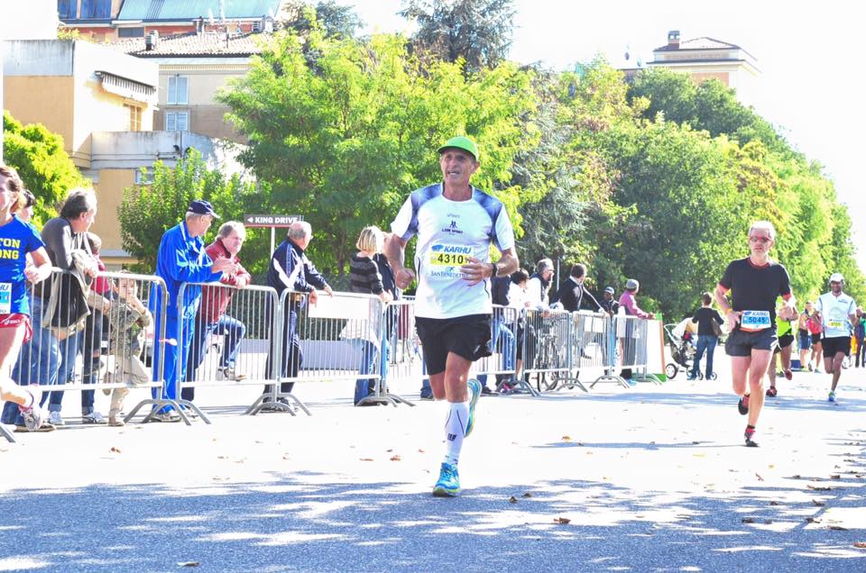 Una maratona per i fiori di Wimbledon di Giuseppe Pampanini Una maratona per i fiori di Wimbledon-Giuseppe Pampanini