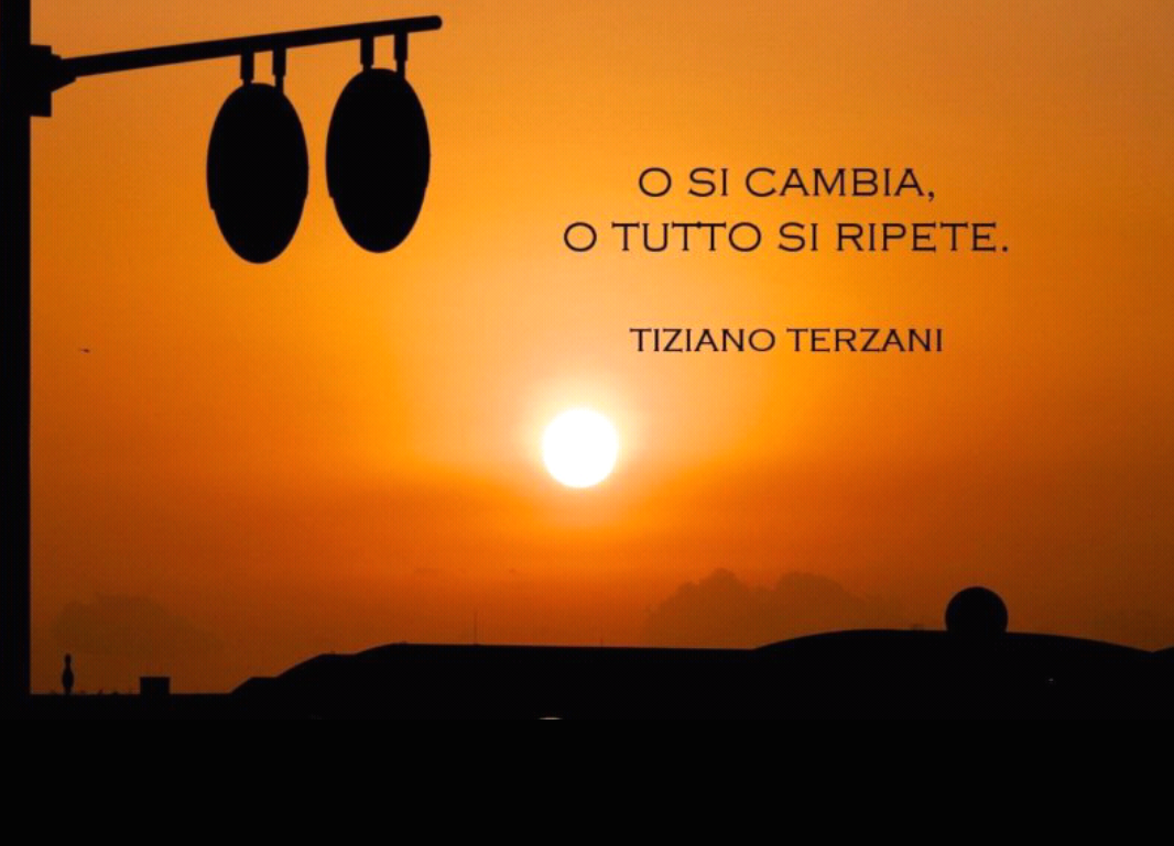 RUN TO HELP! di Corrado Angelo Romagnoli RUN TO HELP!-Corrado Angelo Romagnoli