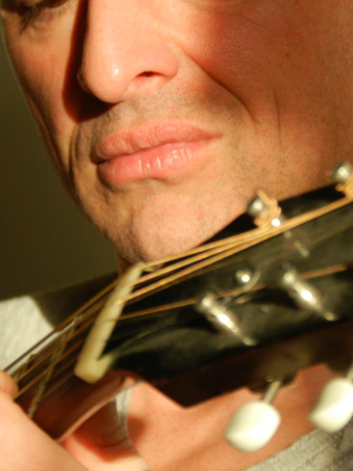 la mano che ti accompagna al traguardo di salvatore sanfilippo la mano che ti accompagna al traguardo-salvatore sanfilippo