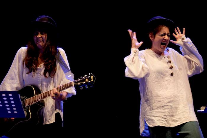 Riscalda 4°Parete di Quarta Parete Riscalda 4°Parete-Quarta Parete