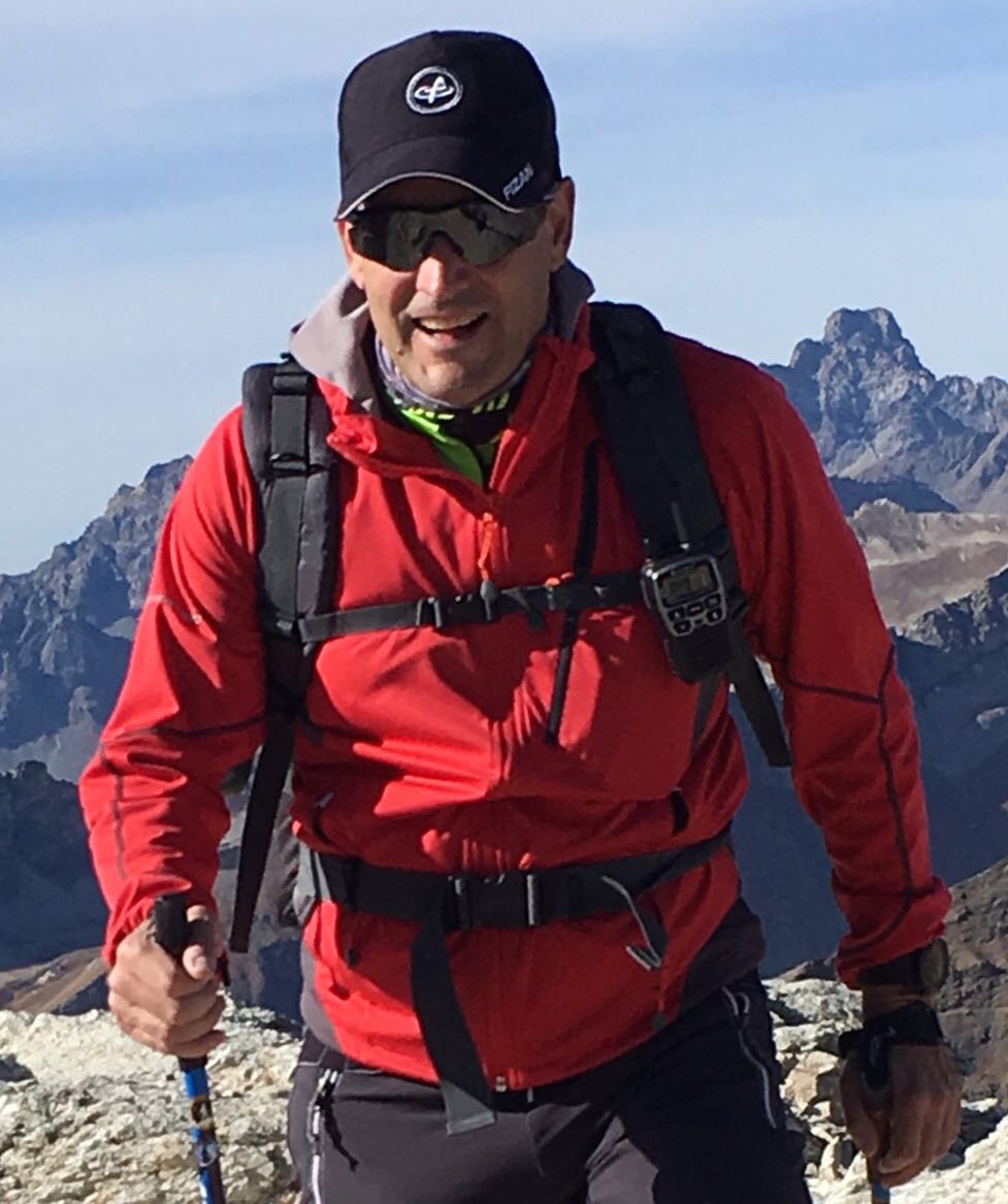 Aconcagua: 7000mt con “Casa de Luz" di Antonio Votero Prina Aconcagua: 7000mt con “Casa de Luz"-Antonio Votero Prina