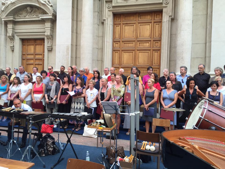 Riscalda Artepassante di Corale Lirica Ambrosiana APS Riscalda Artepassante-Corale Lirica Ambrosiana APS