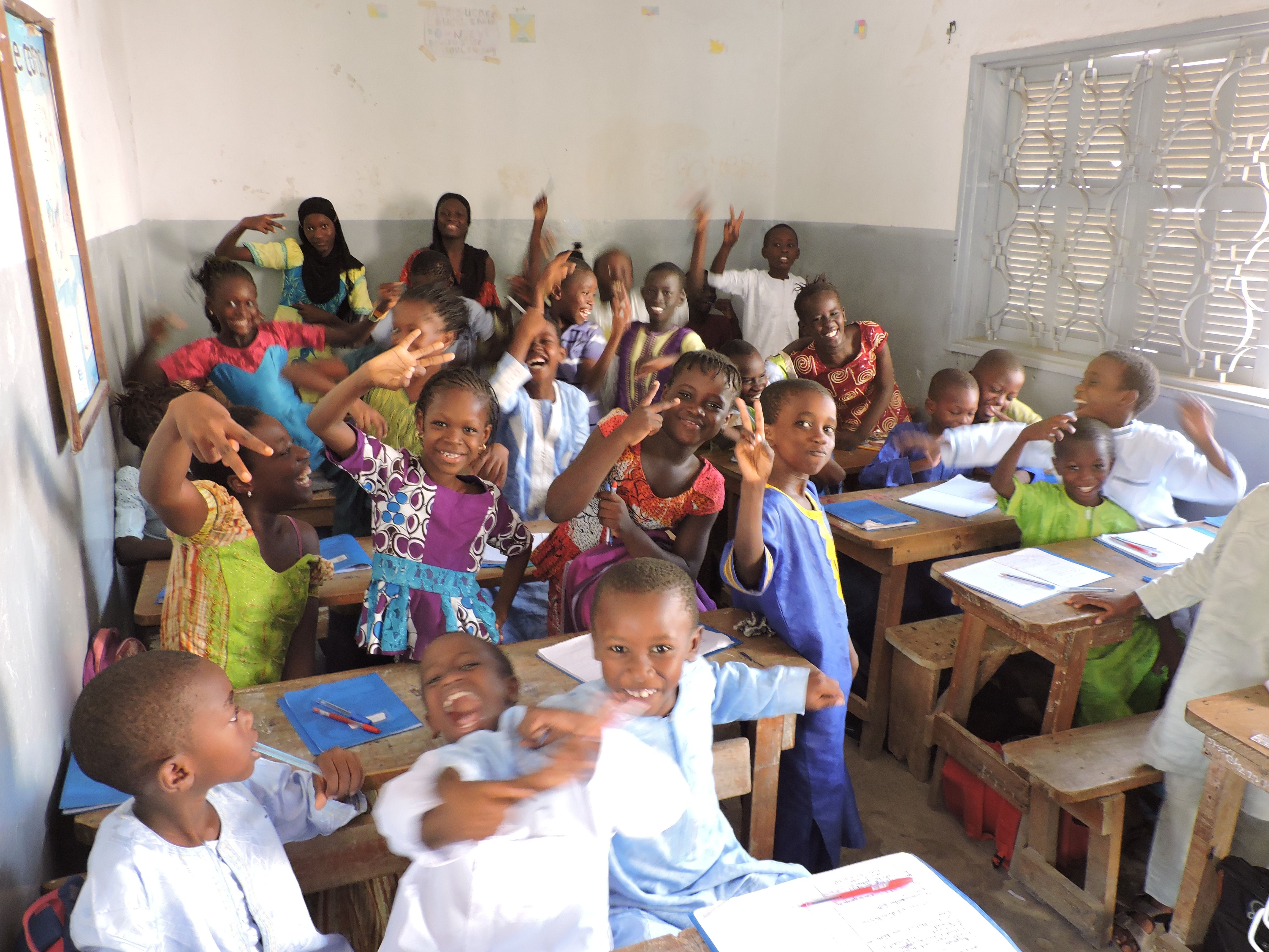 Dai dai dai che cosi andranno a scuola!-Maria Laura Mastrogiacomo