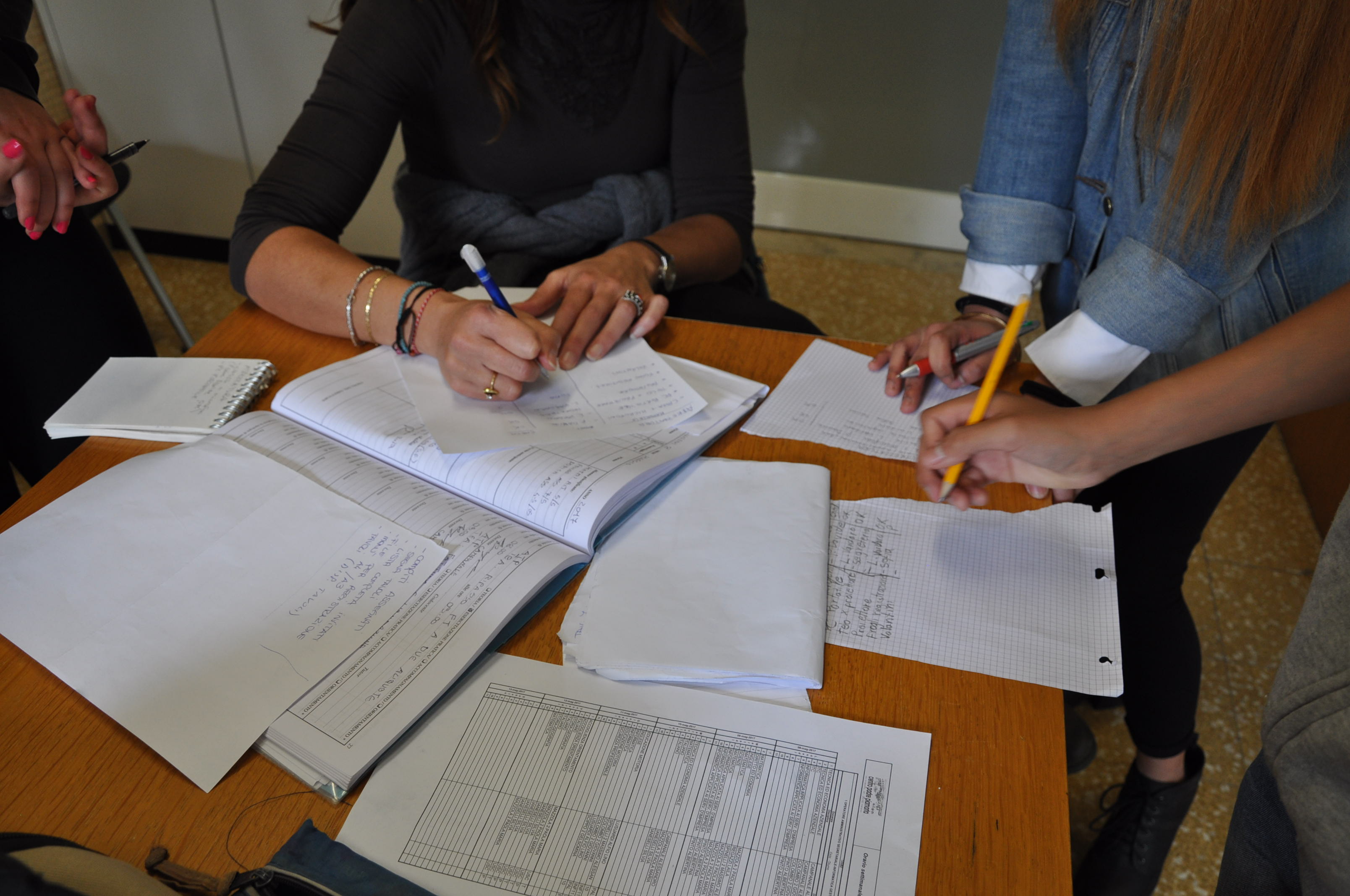 Sbullizziamo: insieme scuola e carcere-Jessica Abbascià