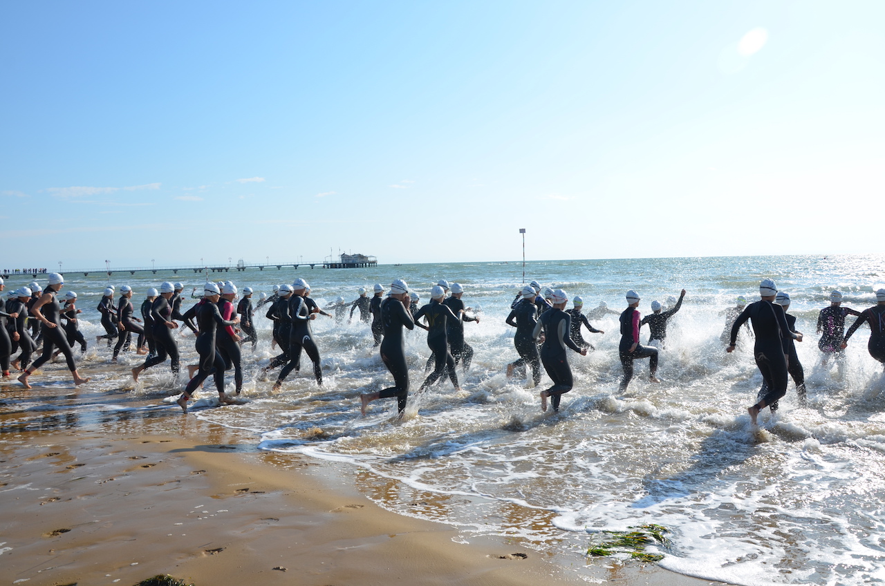 WonderFriends for SMAile-Anna Archetti