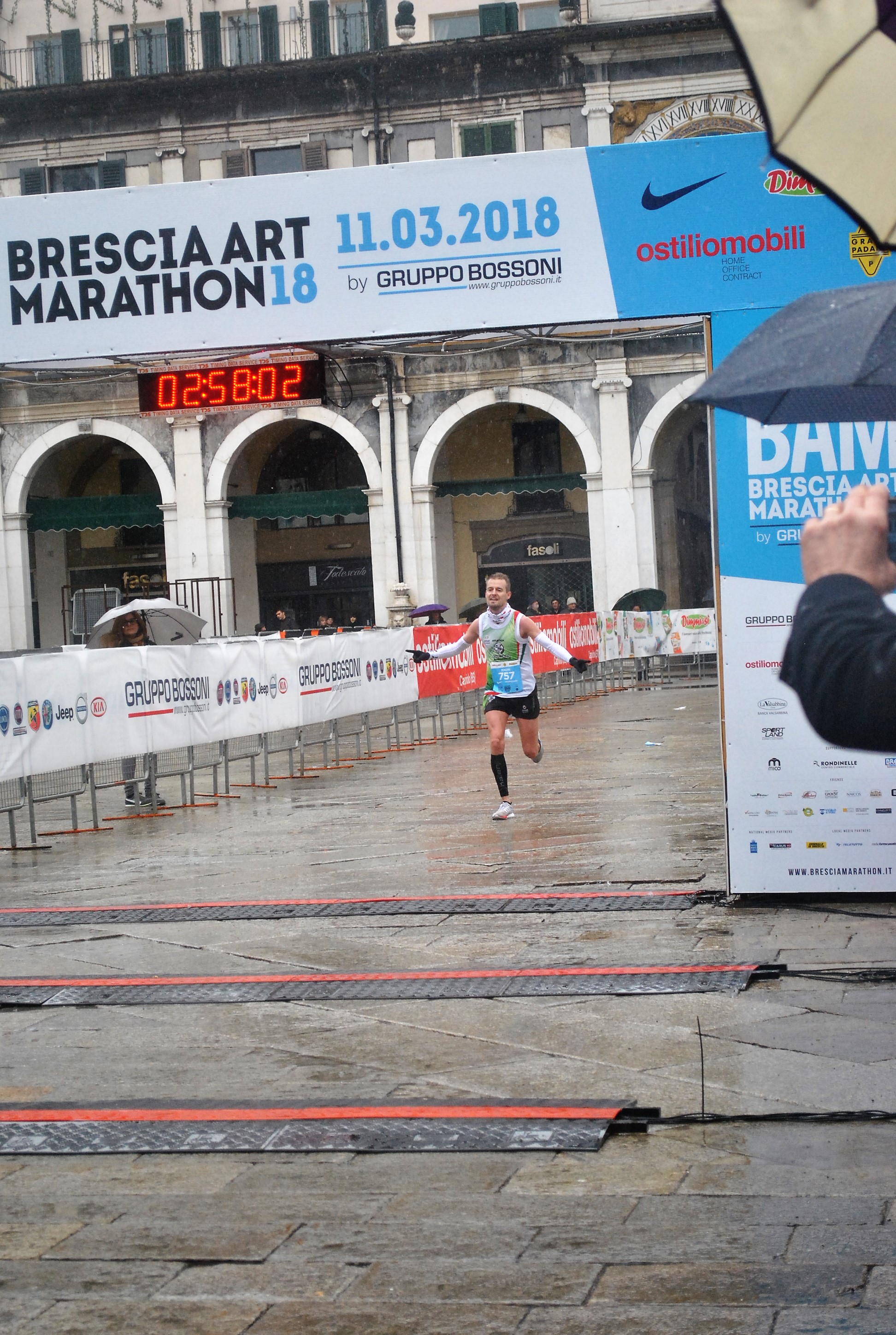 1€/KM X SENTIRSI A CASA LONTANO DA CASA-GIORGIO RAGNI