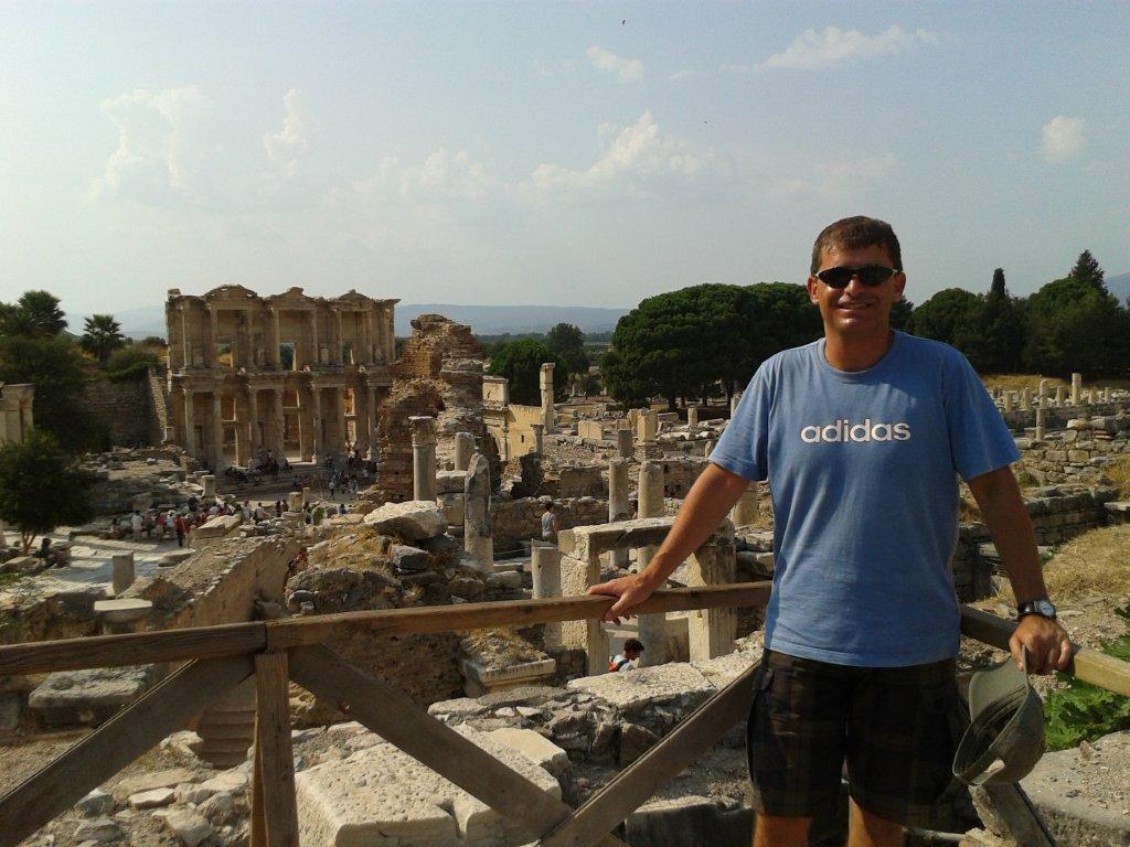 Correre per guardare sempre avanti! di Andrea Serra Correre per guardare sempre avanti!-Andrea Serra