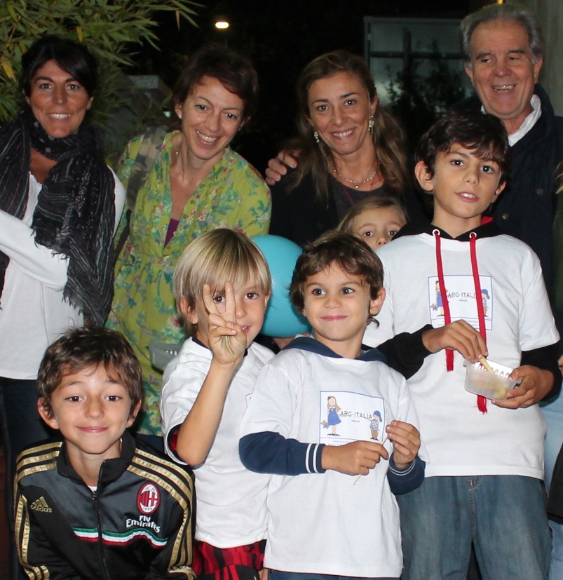 NOI CORRIAMO E DONIAMO per ARG-ITALIA-Paola  Rossi