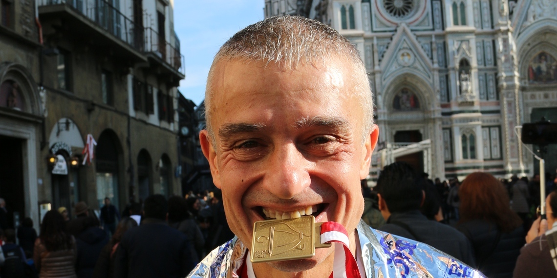 Un abbraccio a quattro zampe-Donato Brandolini