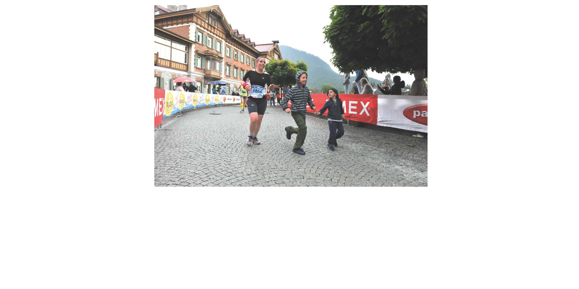 "BATTI LE MANI GIUSTAMENTE" di MORENA CRIPPA "BATTI LE MANI GIUSTAMENTE"-MORENA CRIPPA