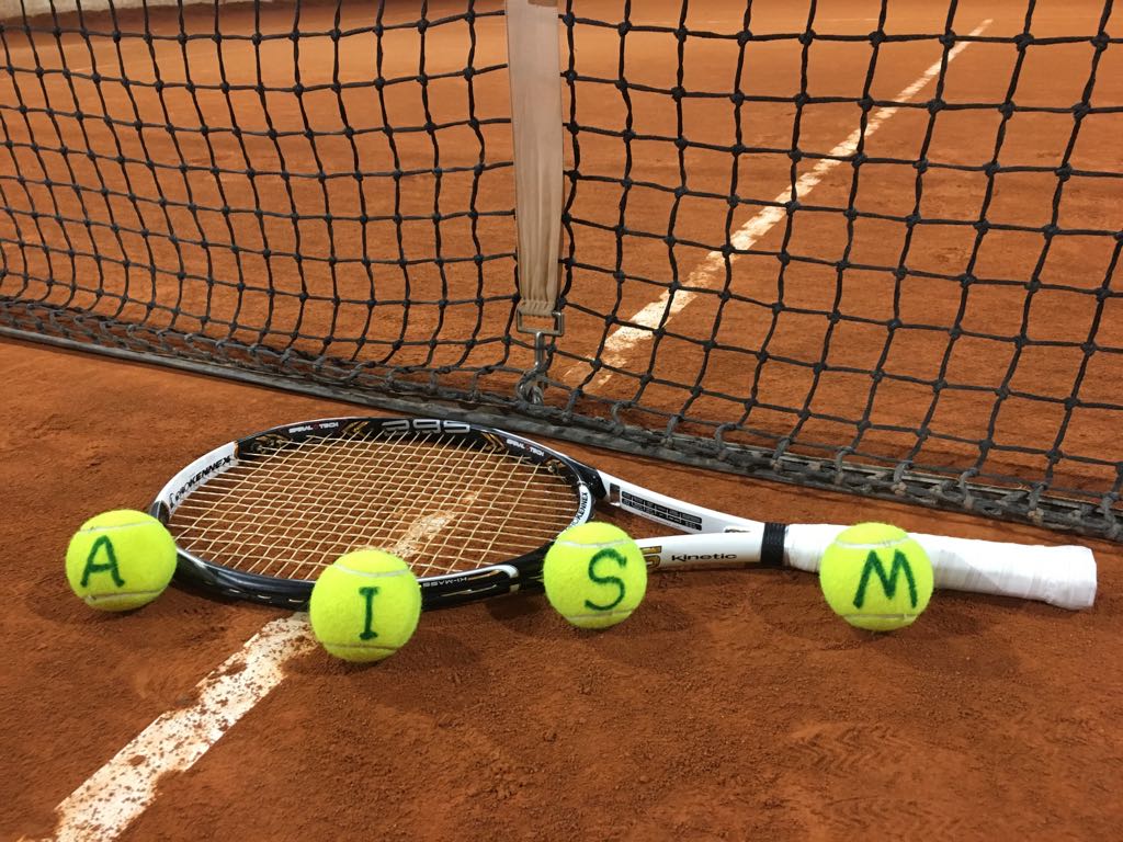 Quattro Racchette Per Un Sorriso di marco quinti Quattro Racchette Per Un Sorriso-marco quinti