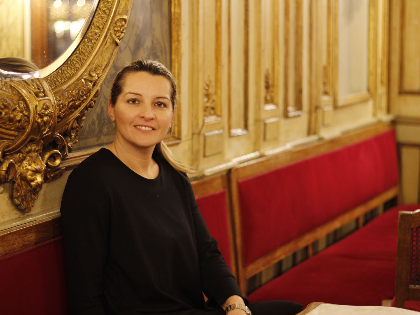 GESTI E PAROLE CORRONO ASSIEME!-Elaiza Pampagnin