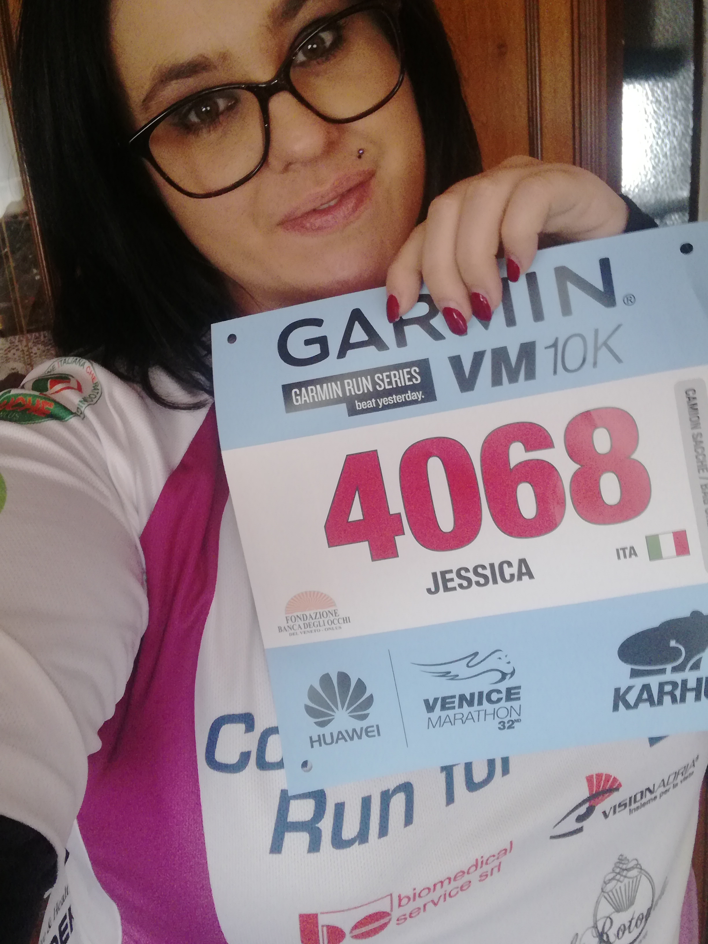 Dona con il cuore per la vista!-Jessica Astero