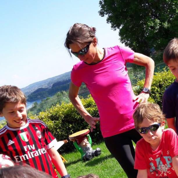 VIA LE PINNE...INDOSSIAMO LE SCARPE-Cristiana Rossi