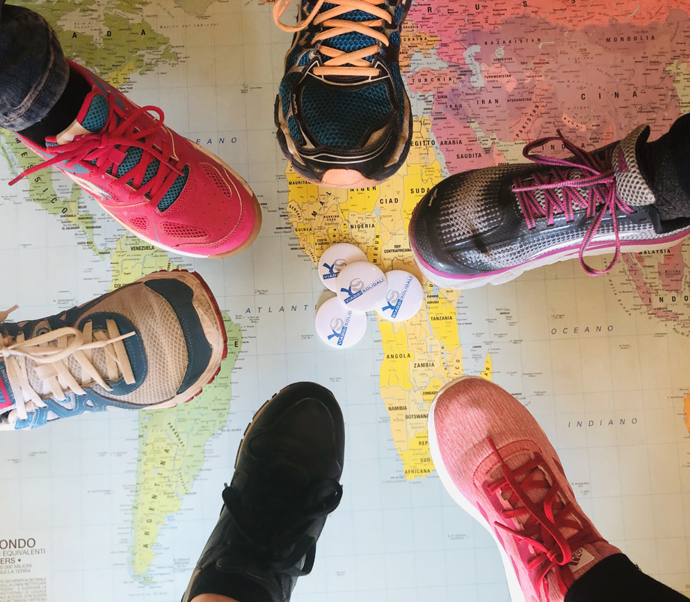 CORRI QUA e PIANTA LA' di eva clemente CORRI QUA e PIANTA LA'-eva clemente