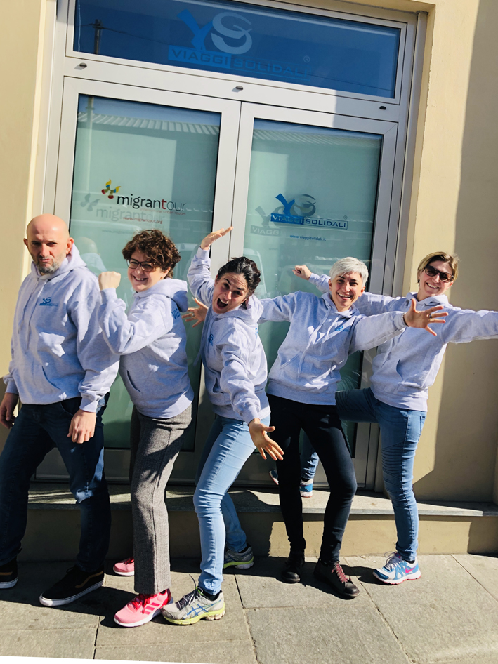 CORRI QUA e PIANTA LA' di eva clemente CORRI QUA e PIANTA LA'-eva clemente