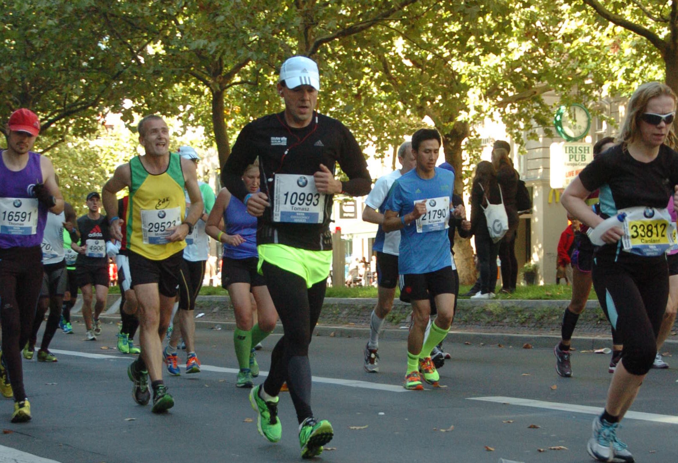 Tom runs for special needs! di Tom Guzowski Tom runs for special needs!-Tom Guzowski