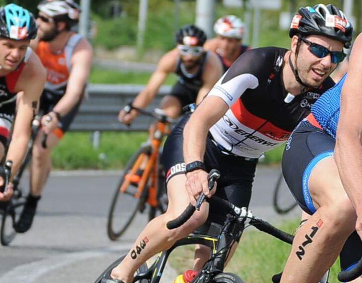 12 ore in pista col sorriso! di Ivan Risti 12 ore in pista col sorriso! -Ivan Risti