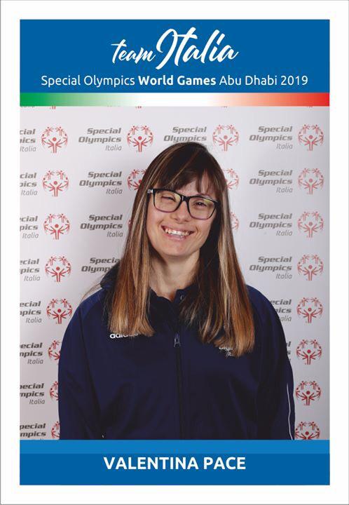 Valentina vola ad Abu Dhabi di Giancarlo Amberti Valentina vola ad Abu Dhabi -Giancarlo Amberti