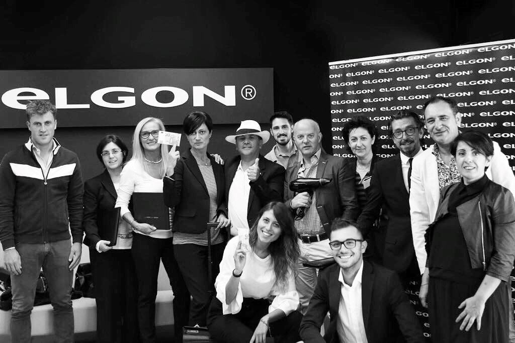 Agenti 0017 – Licenza di vendere di Stefania De Berdardi Agenti 0017 – Licenza di vendere-Stefania De Berdardi