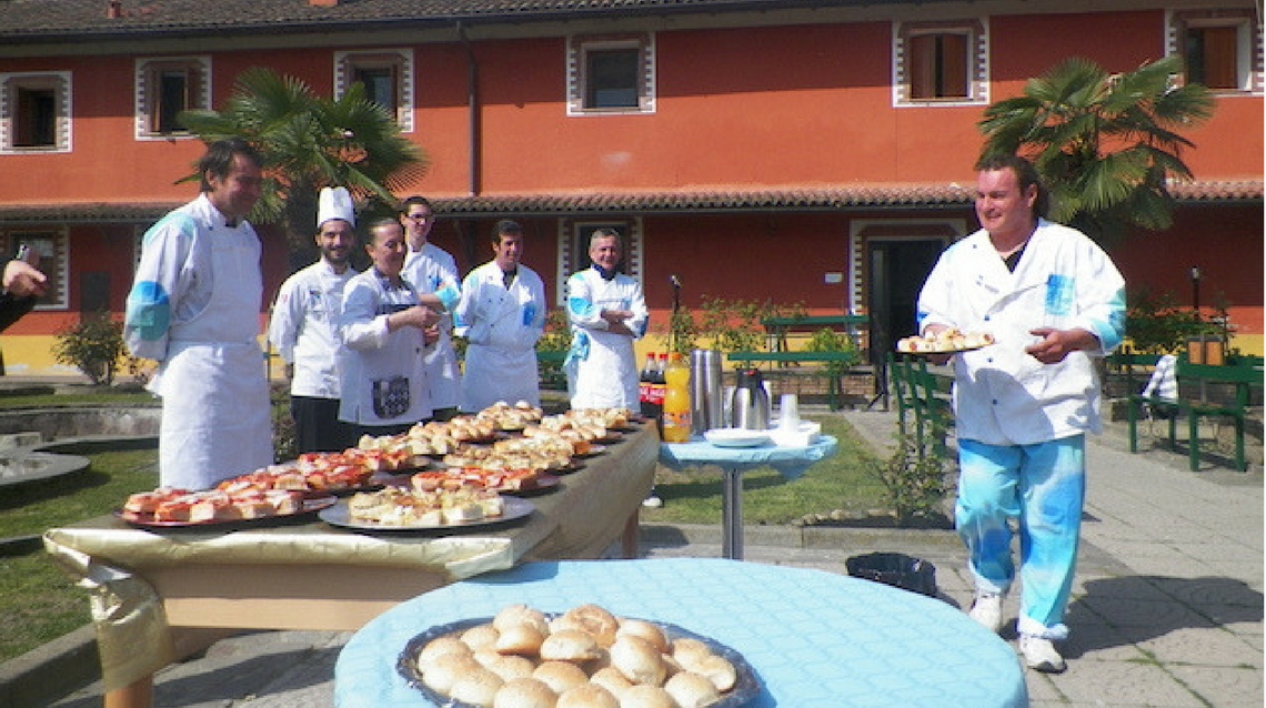 Un pane per unire storie e culture! di Angelo Enrico Nazzari Un pane per unire storie e culture!-Angelo Enrico Nazzari