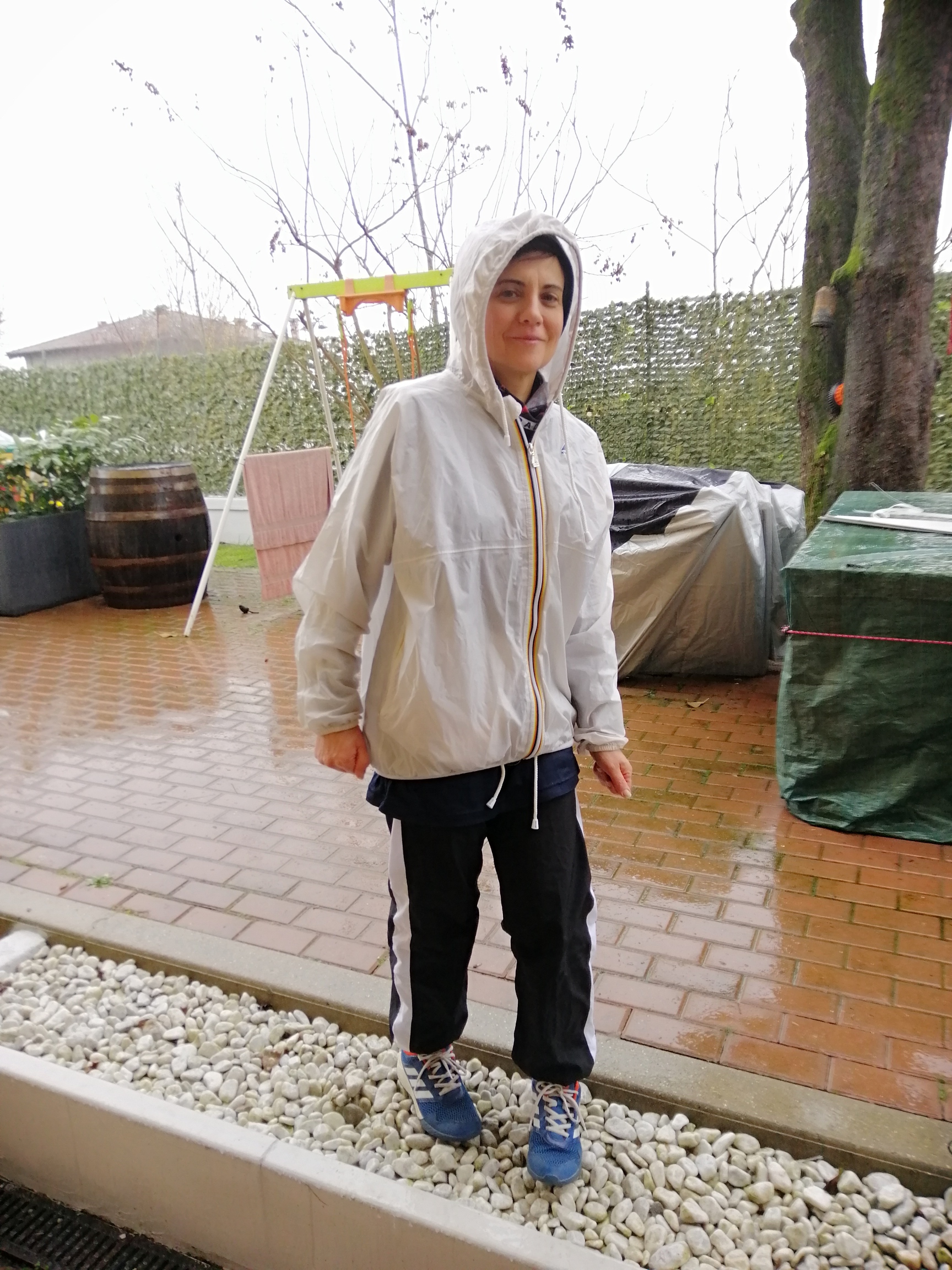 CORRO ANCH'IO PER RICERCA di annarita sidonio CORRO ANCH'IO PER RICERCA-annarita sidonio