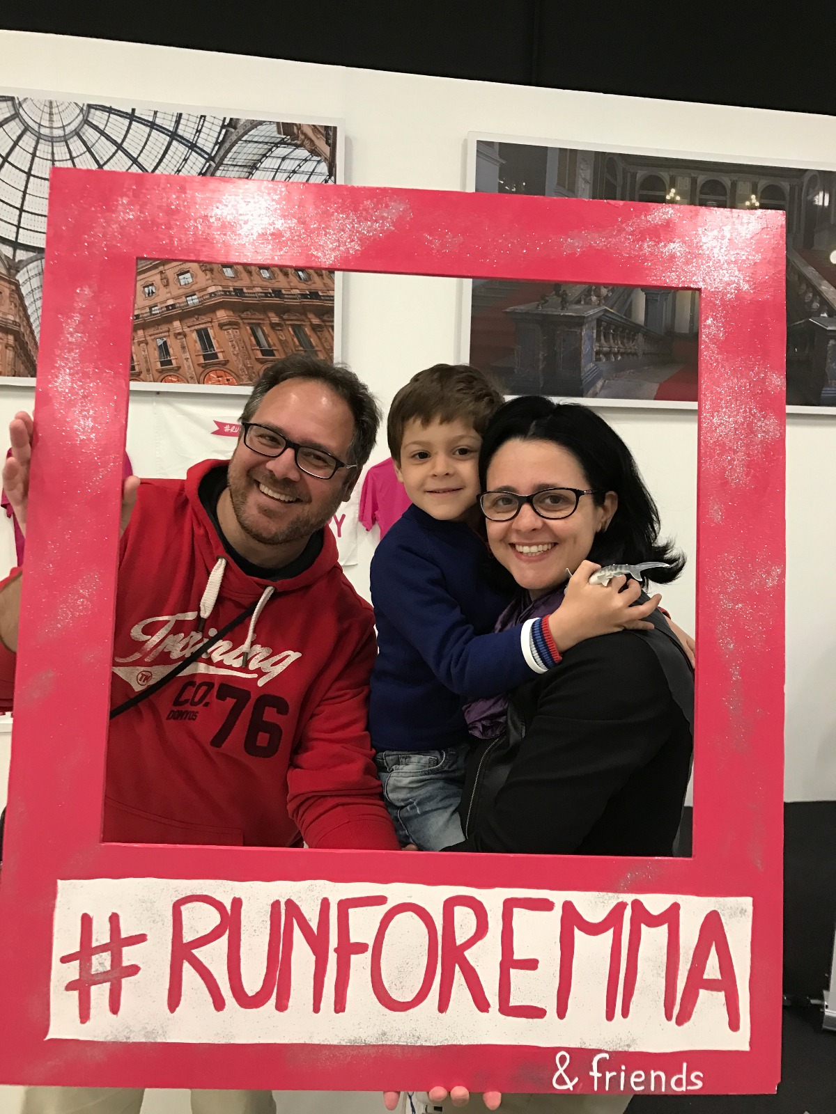 50 sfumature di... fucsia!-Chiara e Raffaella Olla