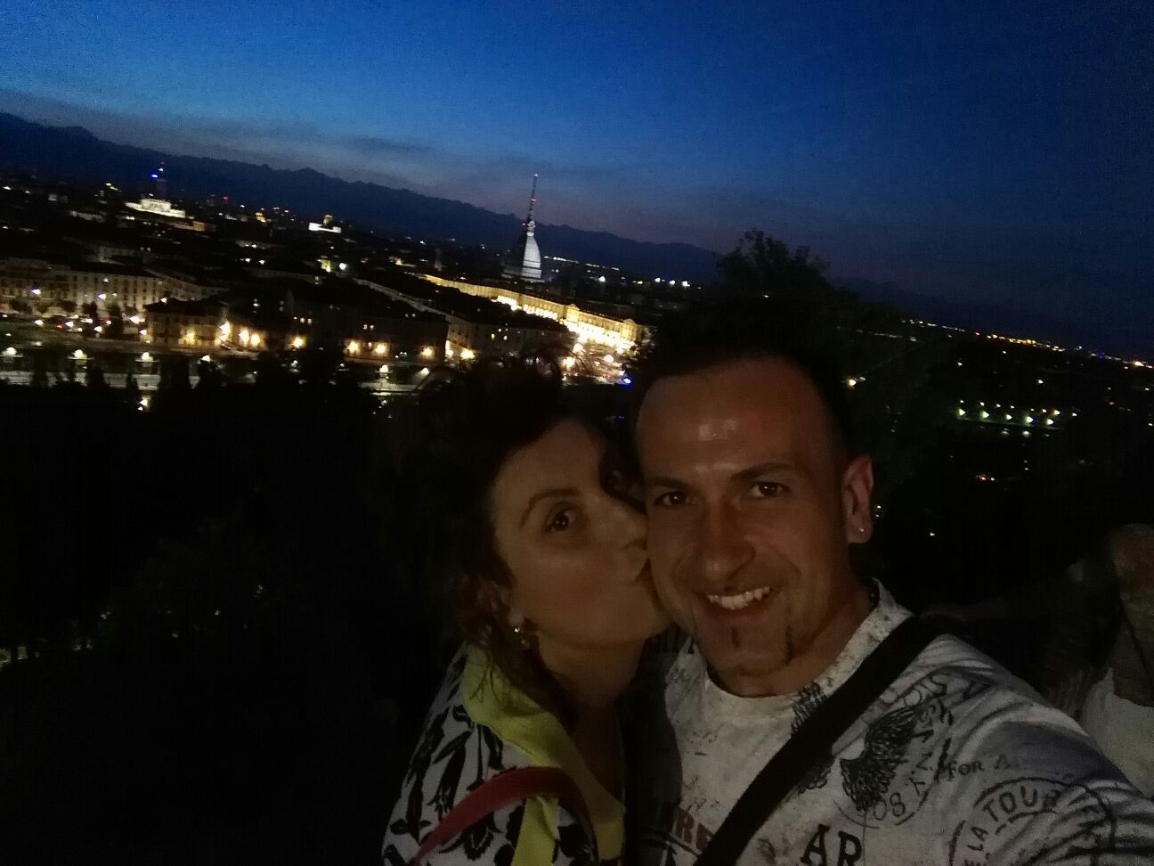 Hey Houston, qui Pianeta Luce!-Vincenza Castellana