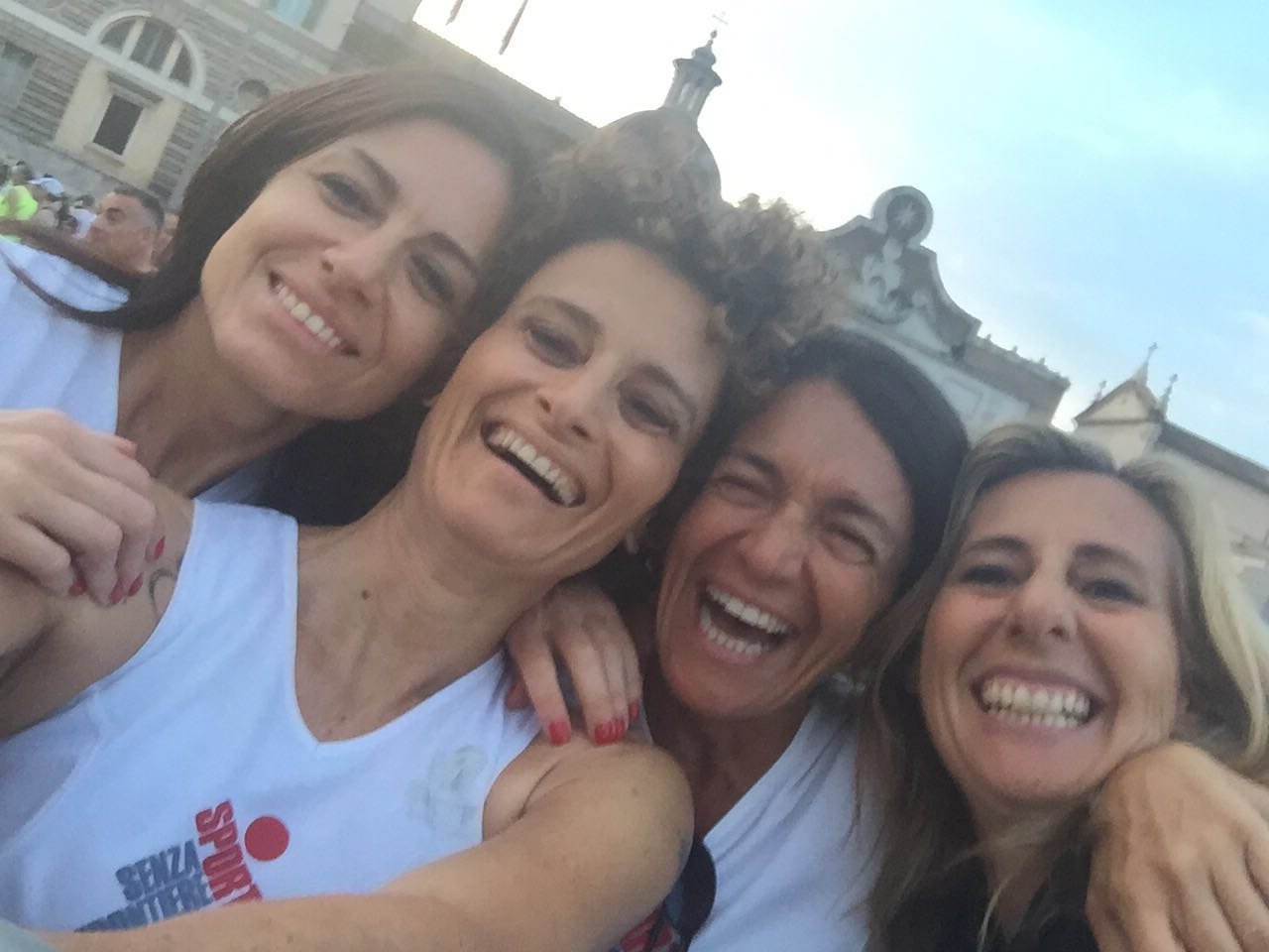 noi corriamo per loro-Antonella Caruso