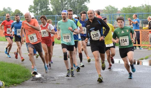 In corsa per la Croce Rossa di Milano! di Marco Pedrini In corsa per la Croce Rossa di Milano!-Marco Pedrini