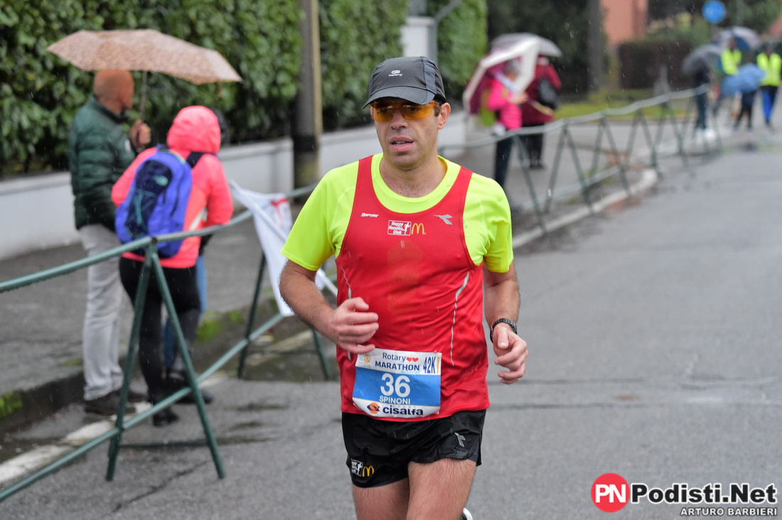Correre per il sorriso dei bambini di Sergio Spinoni Correre per il sorriso dei bambini-Sergio Spinoni