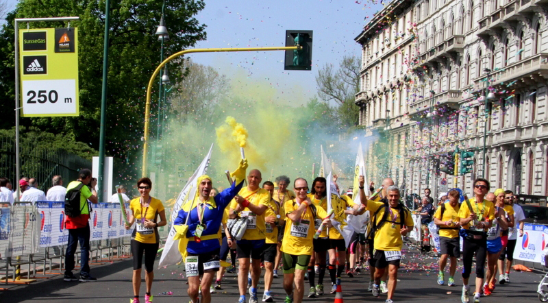 FOLLOW THE YELLOW. FOLLOW SUPERLU.-Lucrezia Alfieri