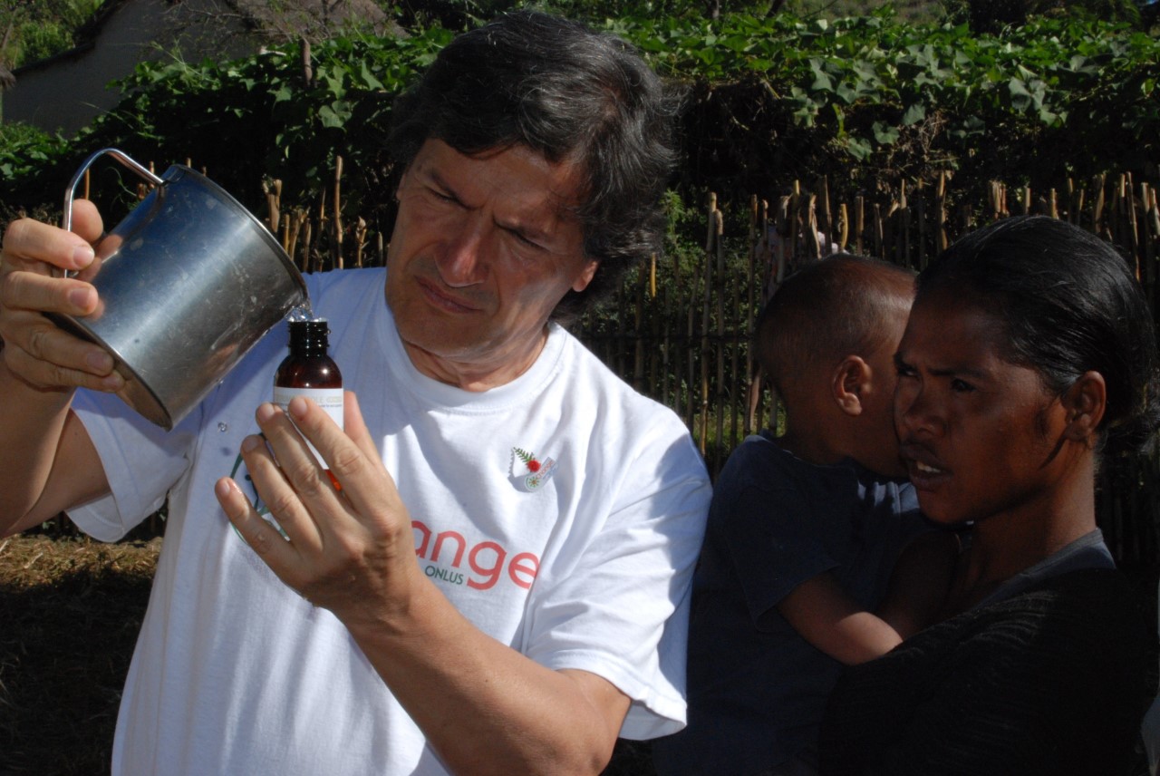 Insieme per i bimbi del Madagascar-Antonio Brienza