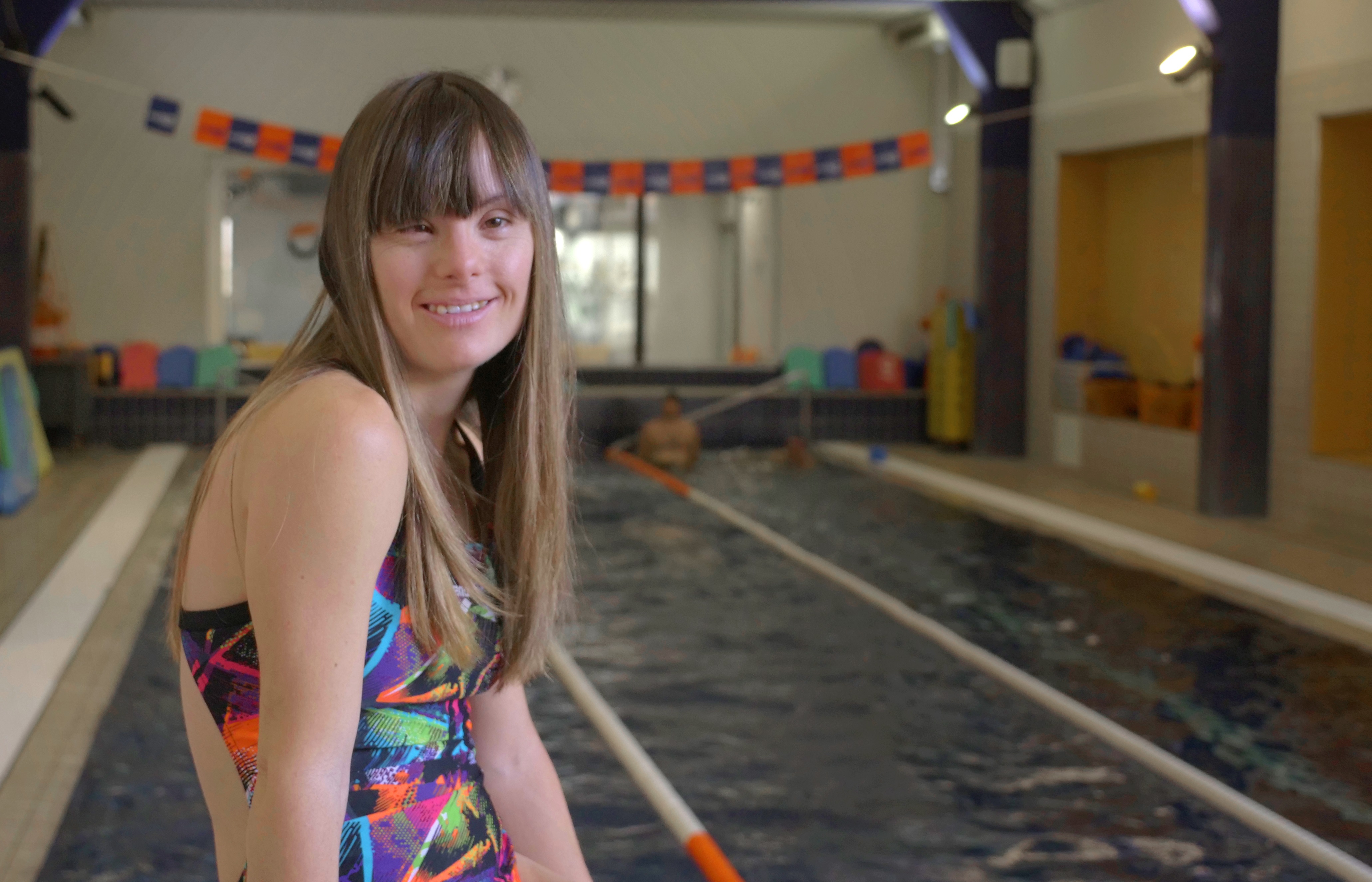 Valentina vola ad Abu Dhabi di Giancarlo Amberti Valentina vola ad Abu Dhabi -Giancarlo Amberti