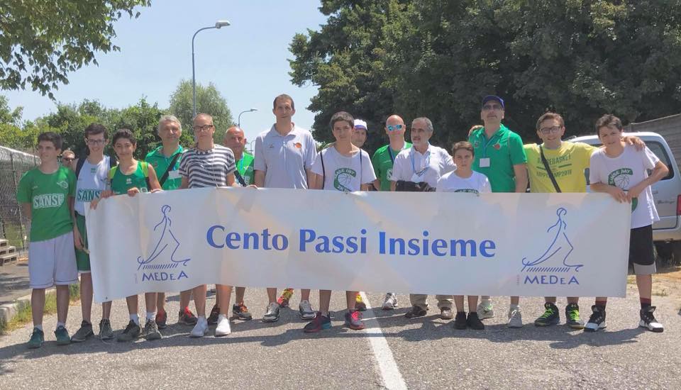 Adotta un albero terapeutico-MEDeA Onlus