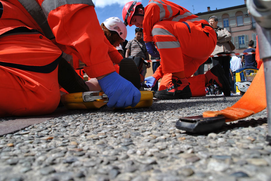 NOI CI SIAMO - Contro il Coronavirus-CROCE AZZURRA ODV