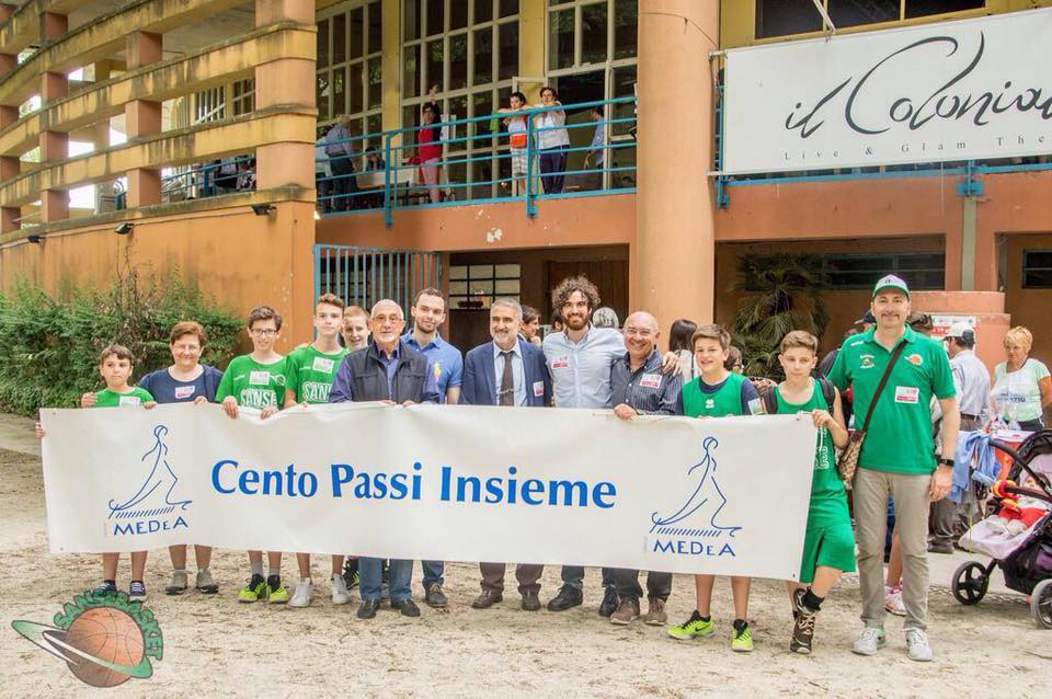 Adotta un albero terapeutico-MEDeA Onlus