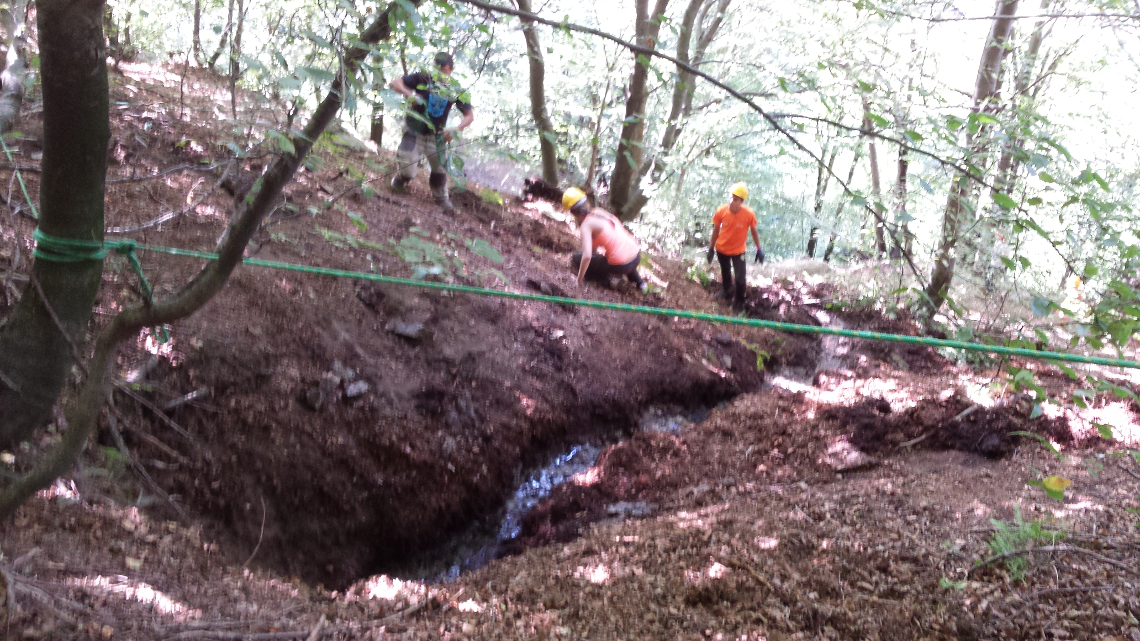 Nuove gocce di vita - Progetto Sorgenti-Ass. Vivere la Montagna Cumiana (TO)