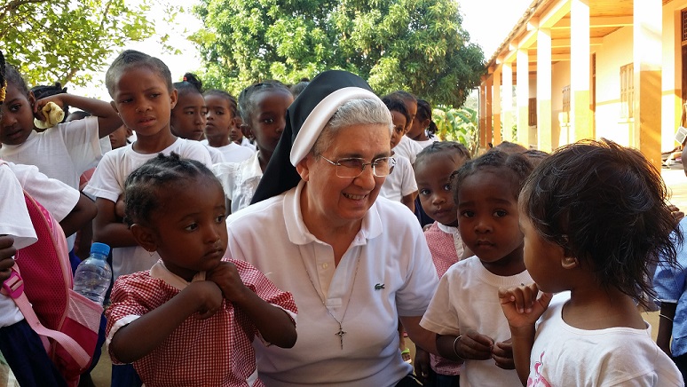 I BAMBINI SPERANZA DELLA SOCIETA' FUTURA-Associazione Battistina Alfonso M. Fusco
