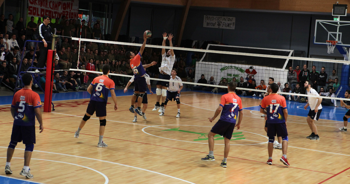 Con lo sport, per ricominciare. di Comunità San Patrignano Con lo sport, per ricominciare.-Comunità San Patrignano