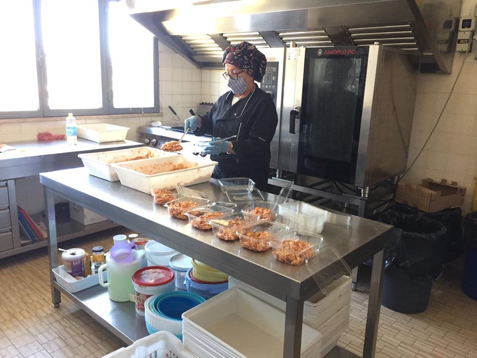 Una Piazza per il Bene Comune di Mensa Amica e Coord. Volontariato Cervia Una Piazza per il Bene Comune-Mensa Amica e Coord. Volontariato Cervia