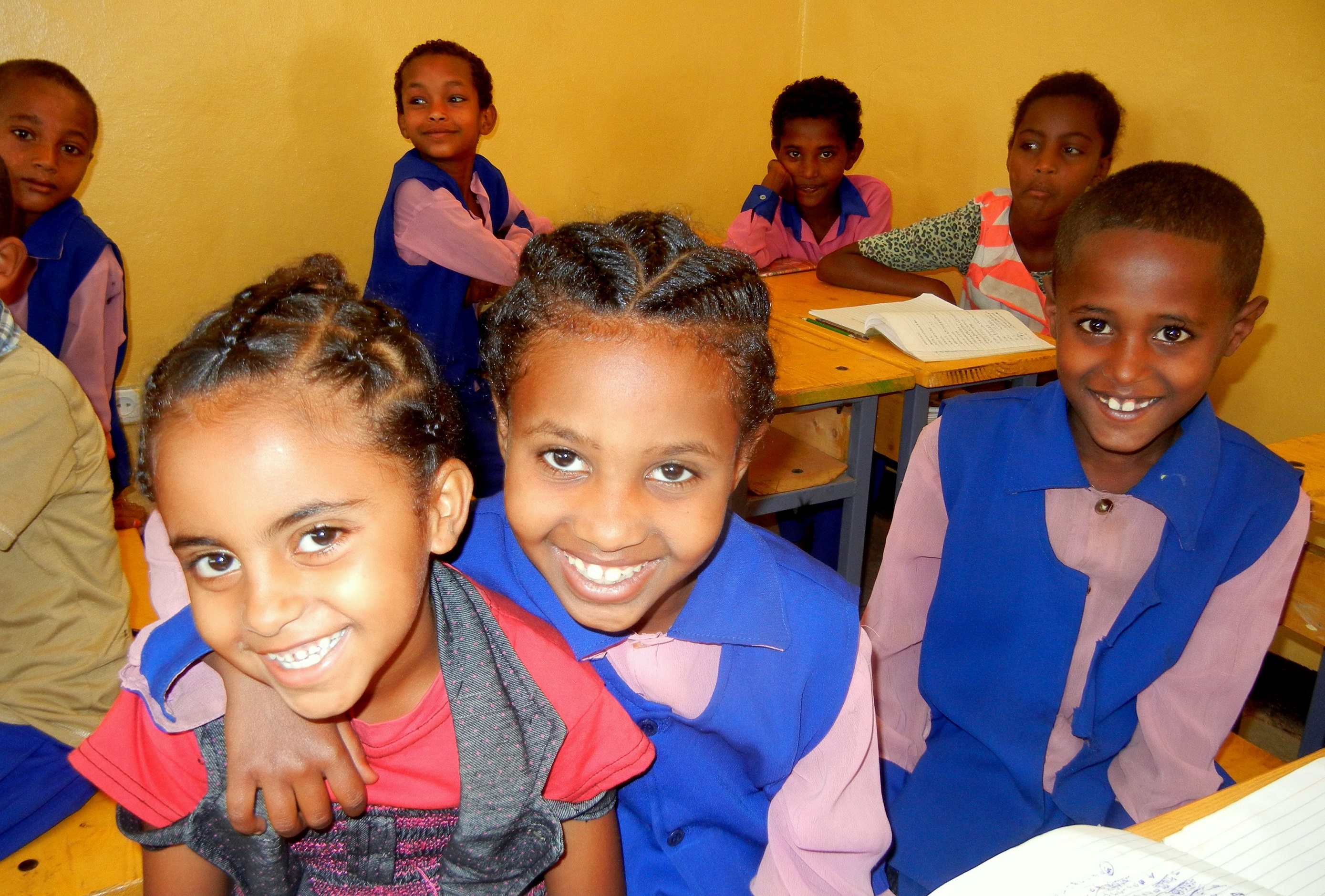 Amicizia al centro Amicizia al centro