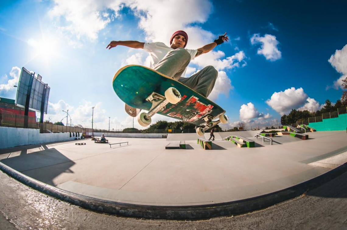 Illuminiamo lo Skate-Park di Sassari! di CSI Sassari Illuminiamo lo Skate-Park di Sassari!-CSI Sassari