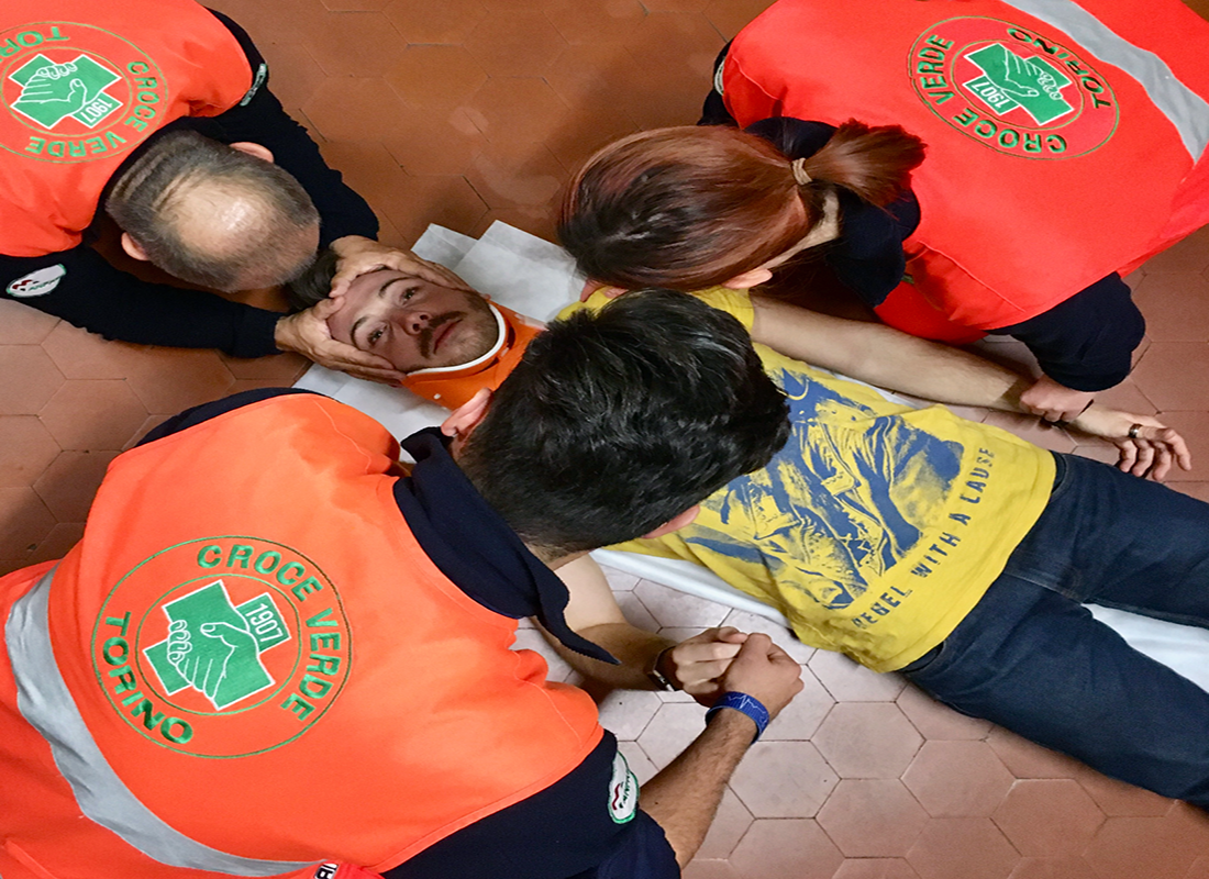 Corriamo da 113 anni, aiutaci anche tu! di Croce Verde Torino Corriamo da 113 anni, aiutaci anche tu!-Croce Verde Torino