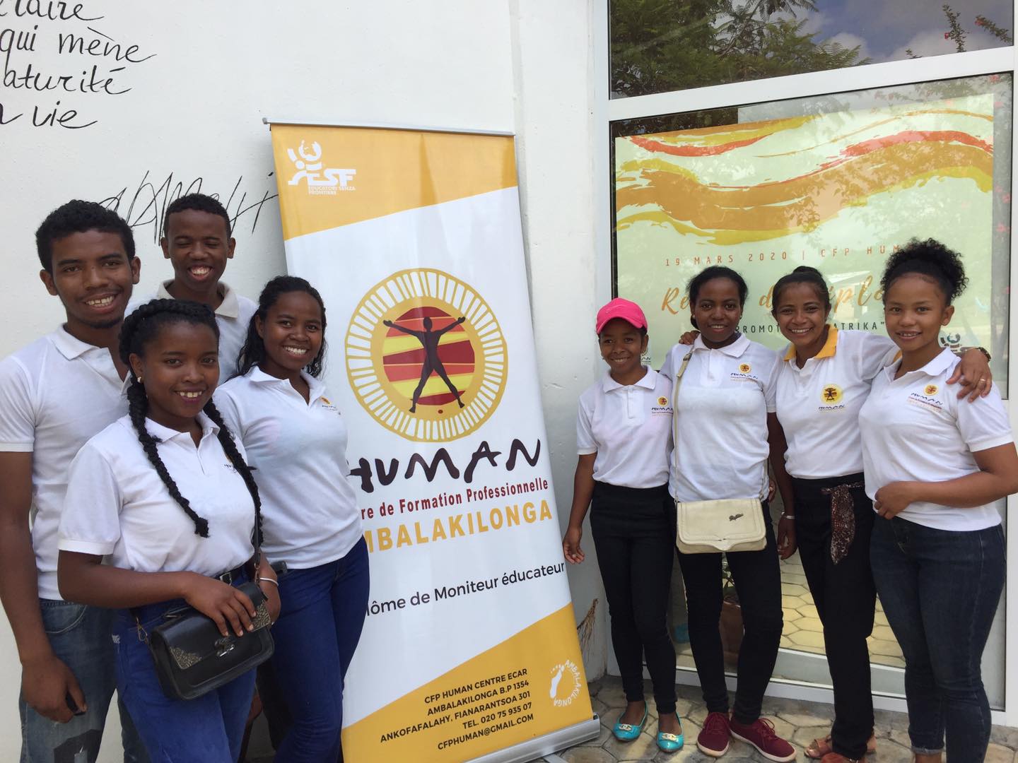 Ambalakilonga, un cammino fatto insieme. di Educatori senza Frontiere Ambalakilonga, un cammino fatto insieme.-Educatori senza Frontiere