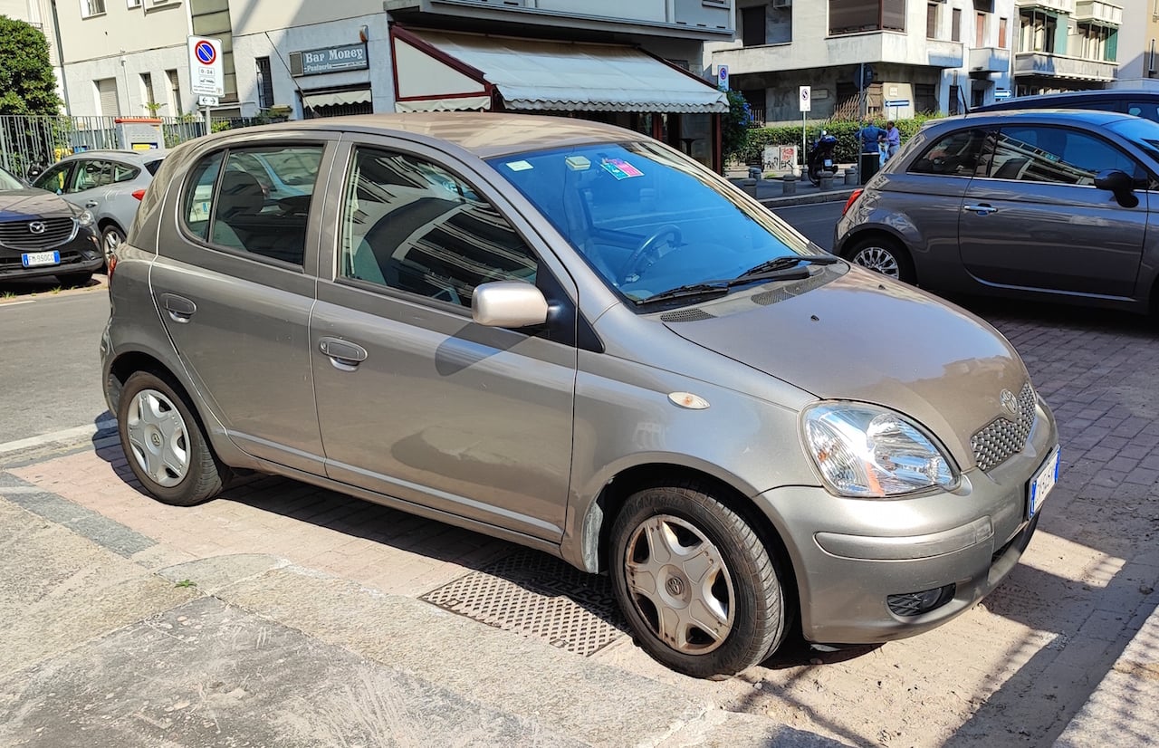 Un'auto per il CDD "Terra di Mezzo"-Mio FRAtello Odv Onlus