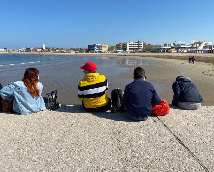 #NessunoIndietro al Giragirasole di APG23 #NessunoIndietro al Giragirasole-APG23